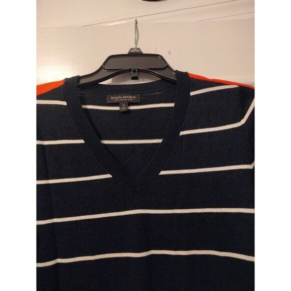 Banana Republic Stripe Merino wool V neck sweater. Women size small - Picture 2 of 5